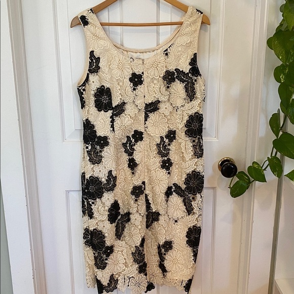 Jacques Vert Floral Lace Dress Sleeveless Cream black Crochet Formal Elegant - Picture 6 of 16